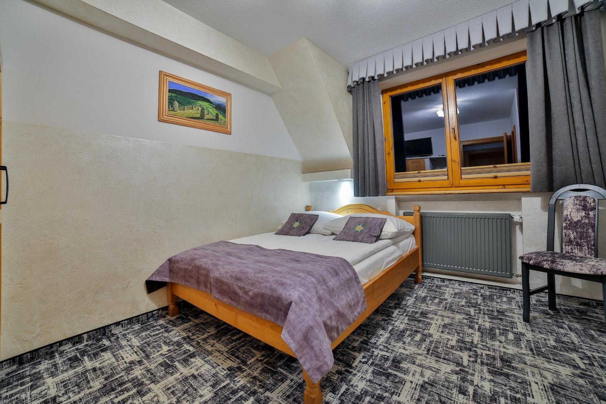 Swarna Wynajem Pokoi Apartment ซาโกปาเน ภายนอก รูปภาพ