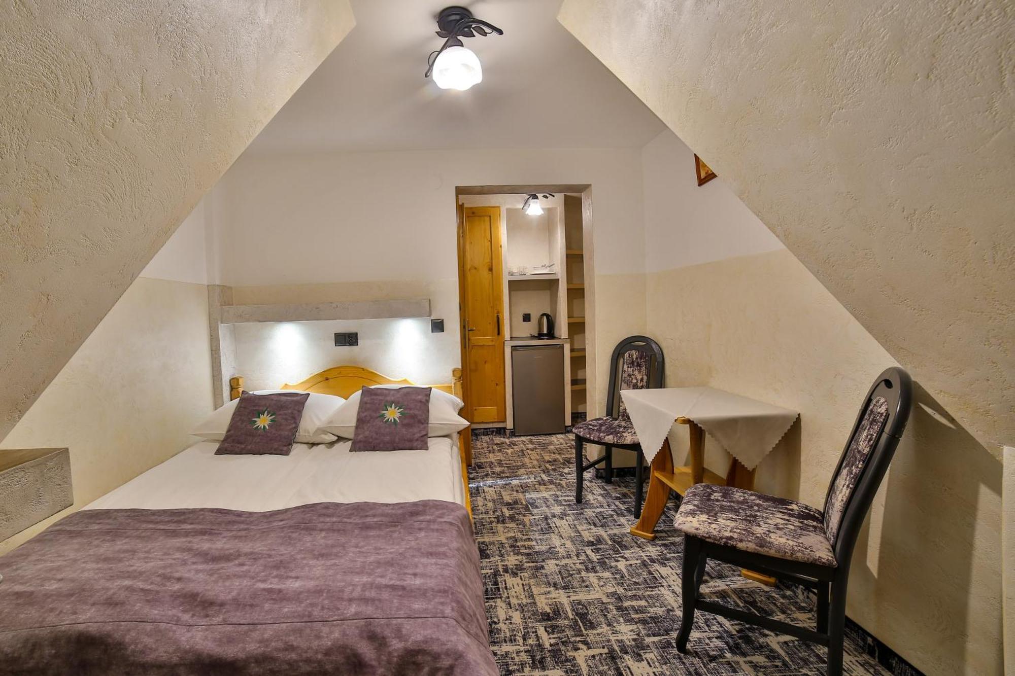 Swarna Wynajem Pokoi Apartment ซาโกปาเน ภายนอก รูปภาพ