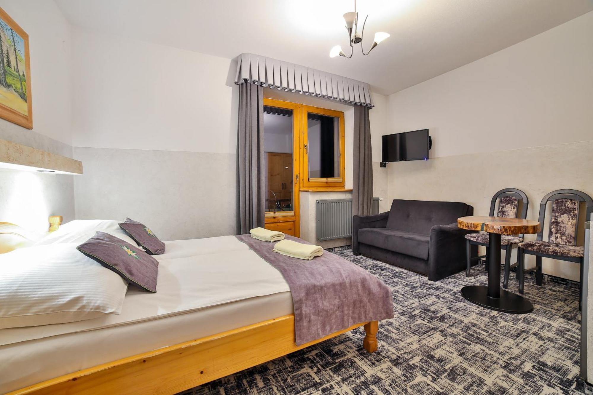 Swarna Wynajem Pokoi Apartment ซาโกปาเน ภายนอก รูปภาพ